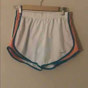 Nike Women's 3'' Dry Tempo Core Running Shorts